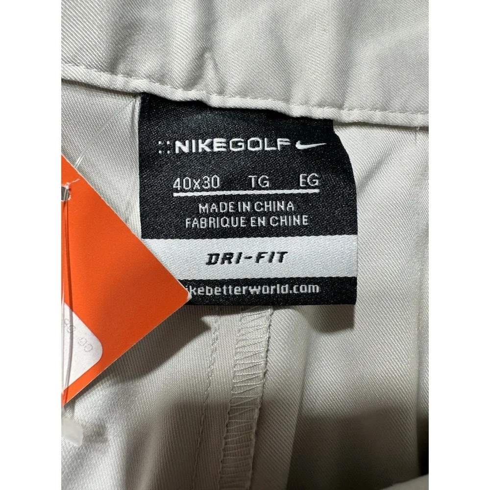 NWTS Nike Dri-Fit Victory Golf Tech Pants Size 40x32 White Standard Flat Front
